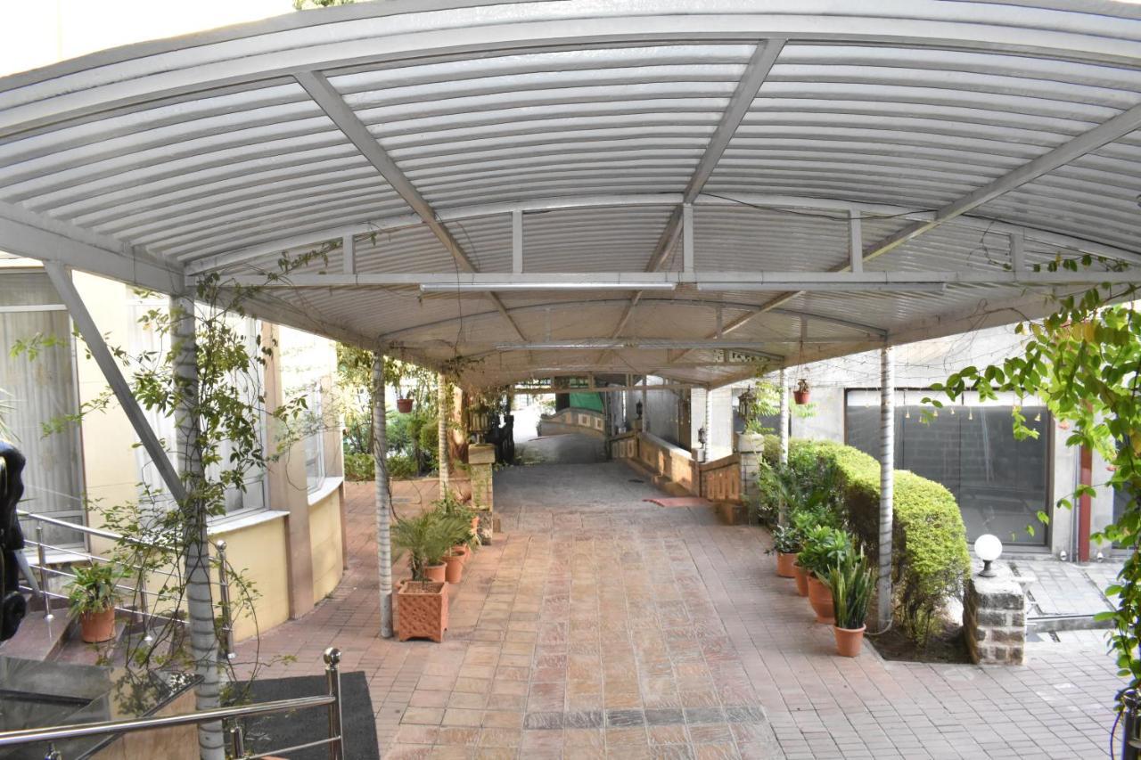 Hotel Safari Club 1 Rawalpindi Zewnętrze zdjęcie