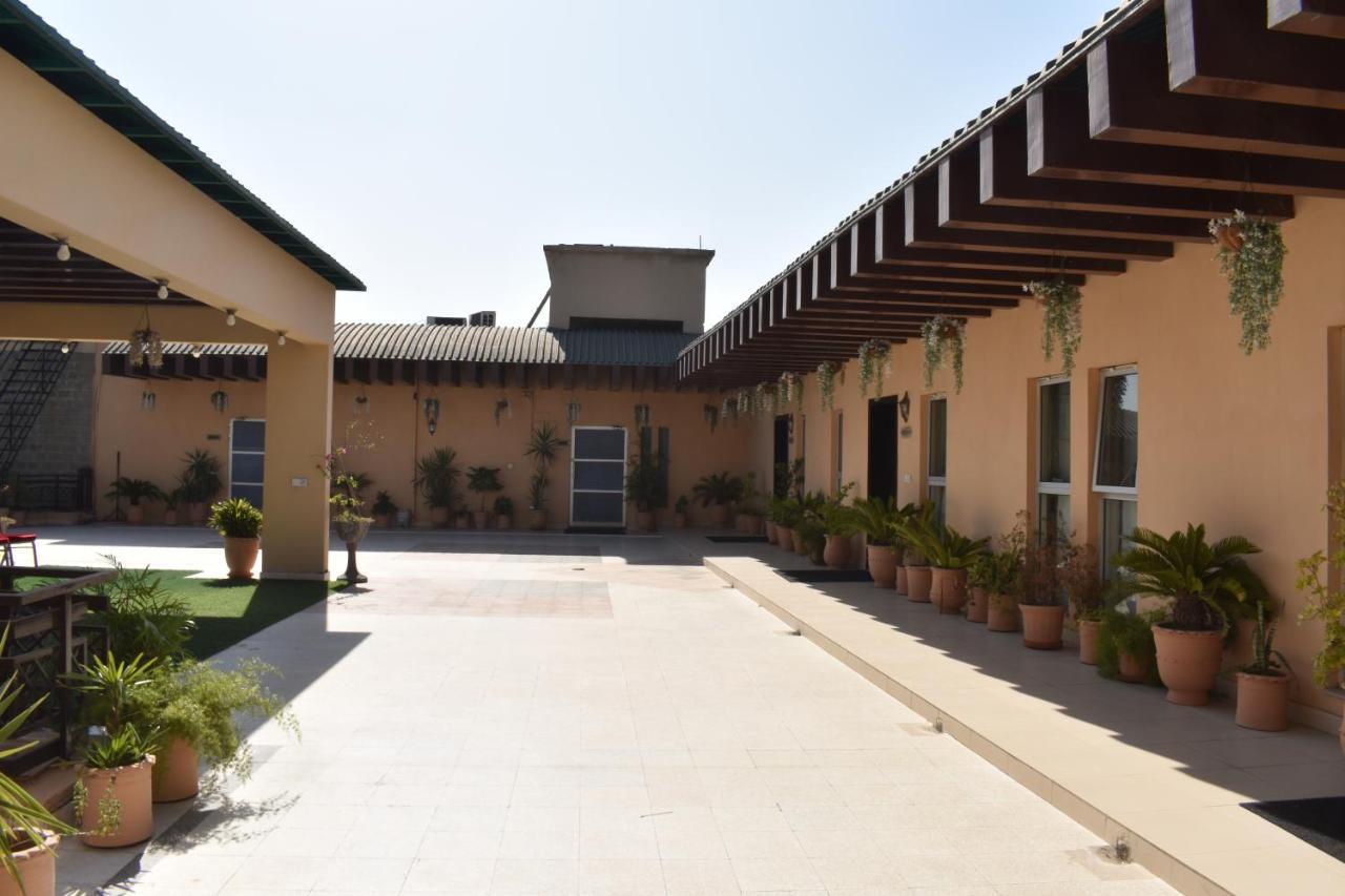 Hotel Safari Club 1 Rawalpindi Zewnętrze zdjęcie