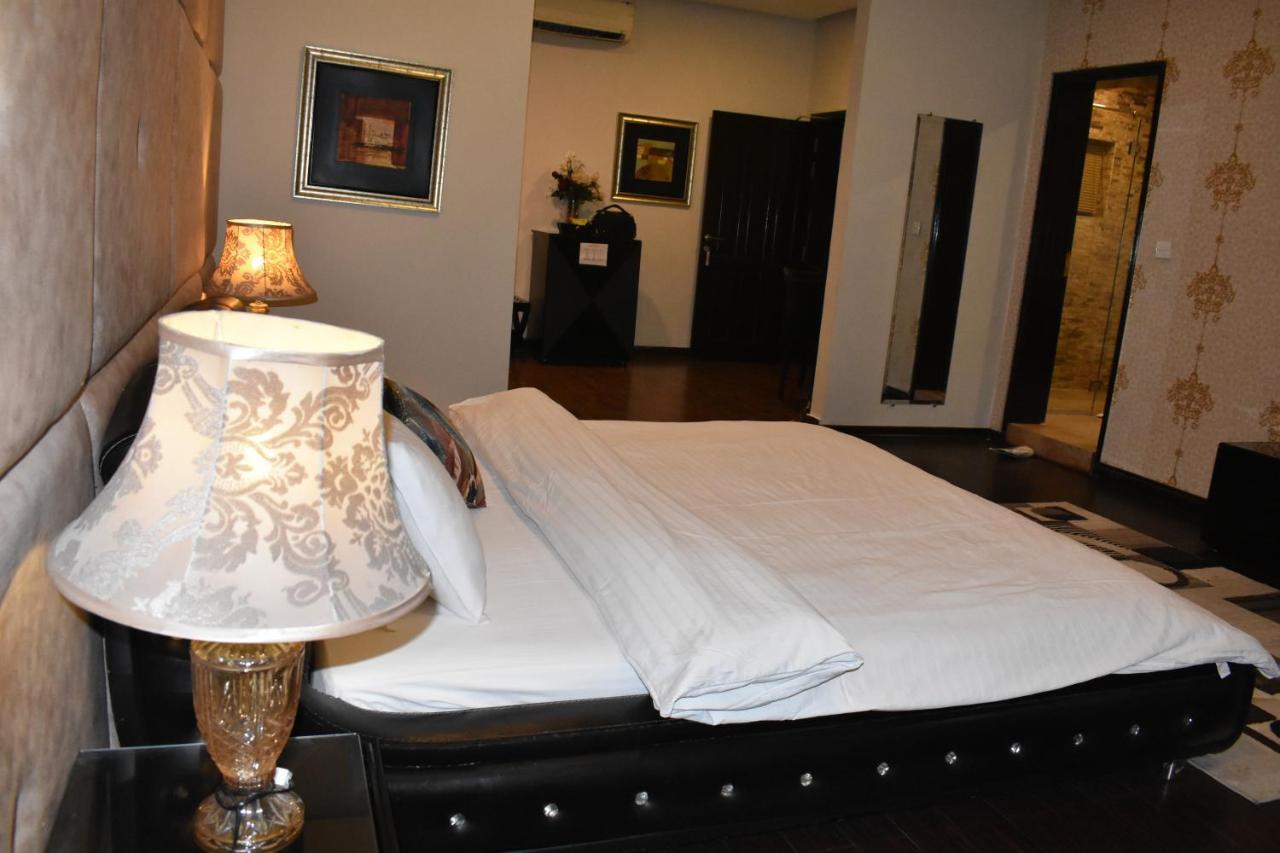 Hotel Safari Club 1 Rawalpindi Zewnętrze zdjęcie