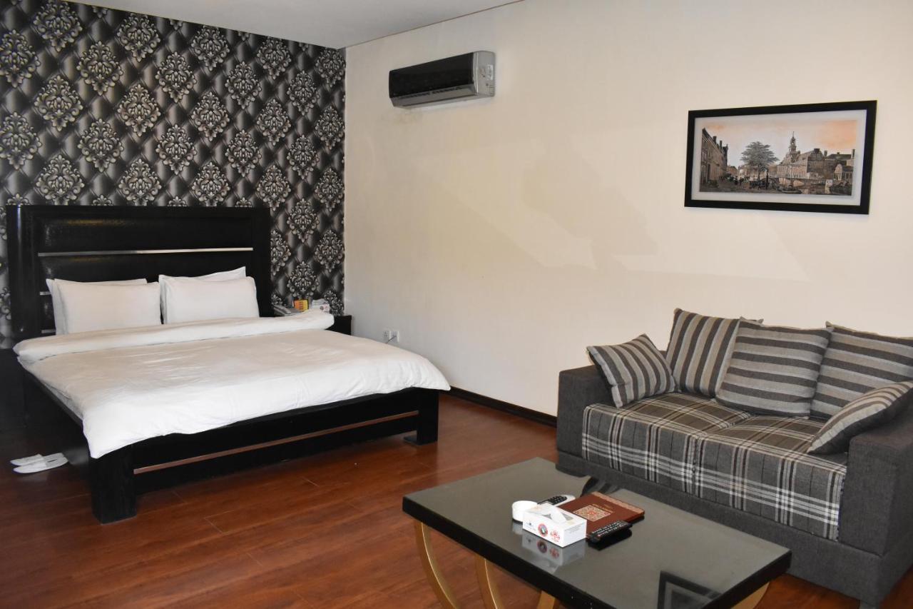 Hotel Safari Club 1 Rawalpindi Zewnętrze zdjęcie