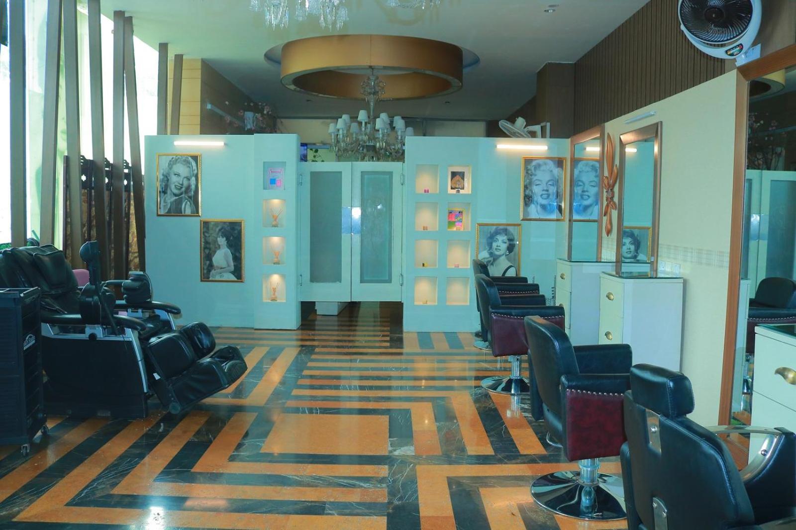 Hotel Safari Club 1 Rawalpindi Zewnętrze zdjęcie