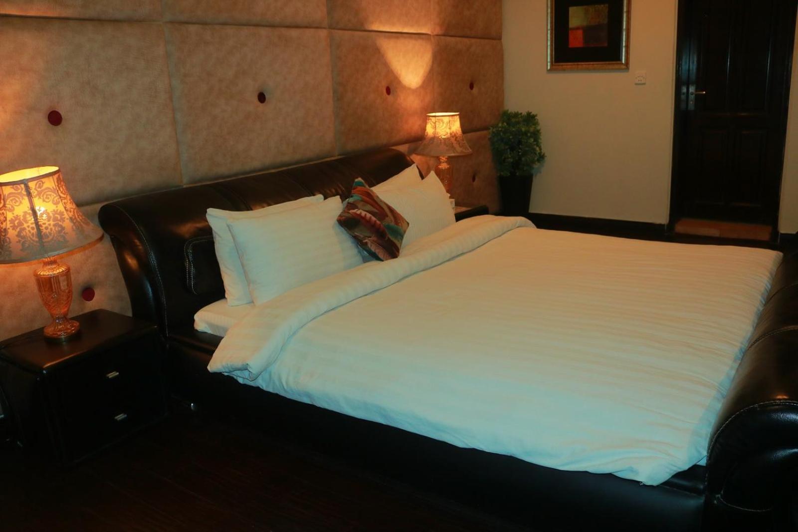 Hotel Safari Club 1 Rawalpindi Zewnętrze zdjęcie